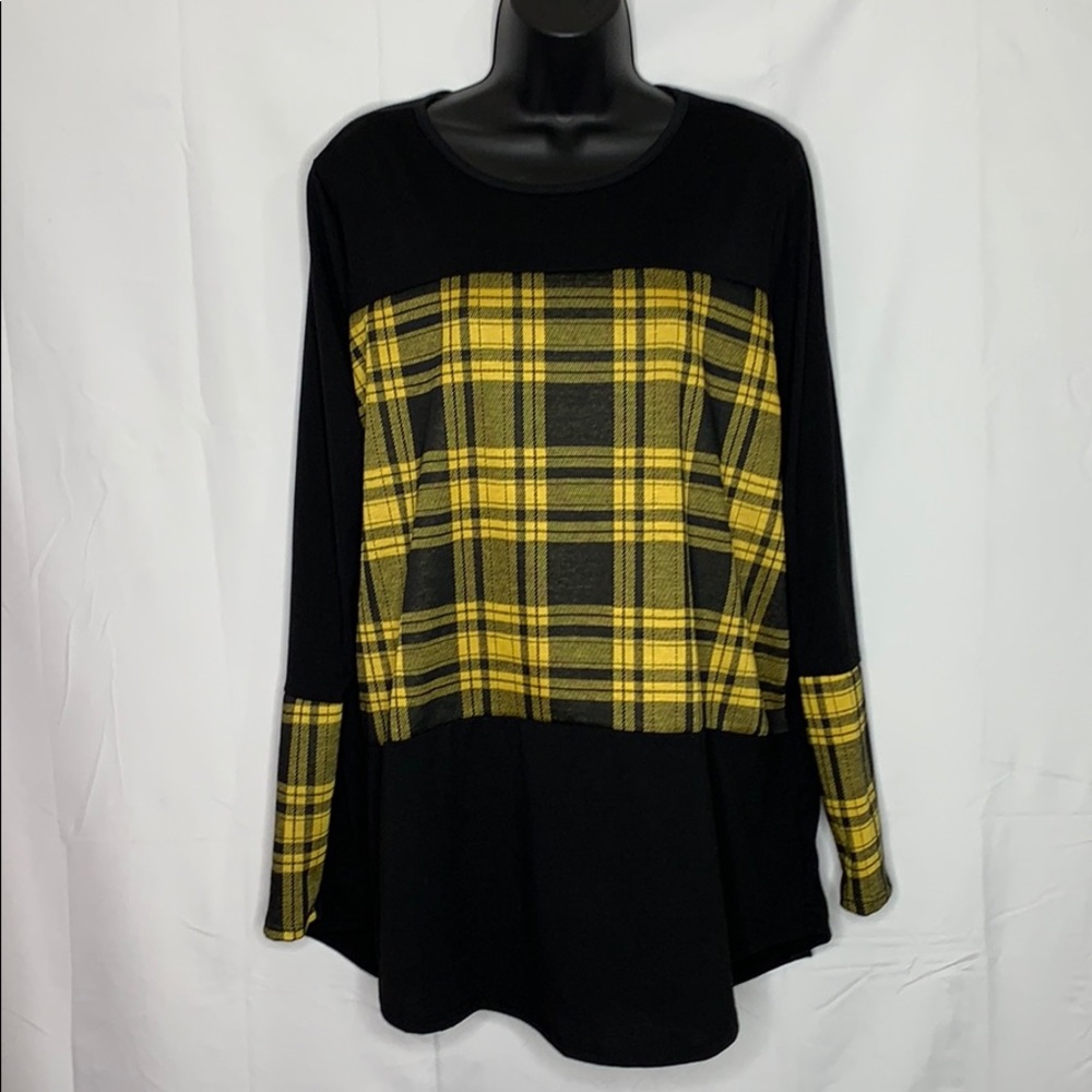 Acting Pro plaid tunic length top